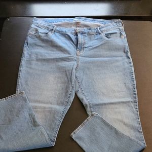 Size 18 Women's Old Navy Super Skinny jeans